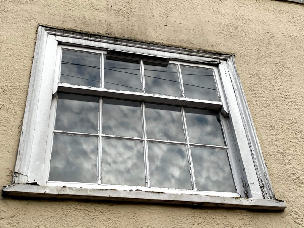 wooden sash window Kelvedon