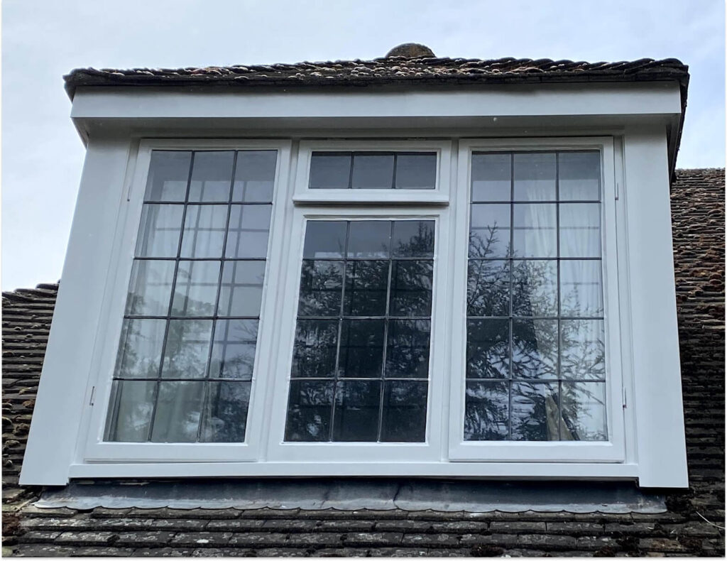 Square style leaded window